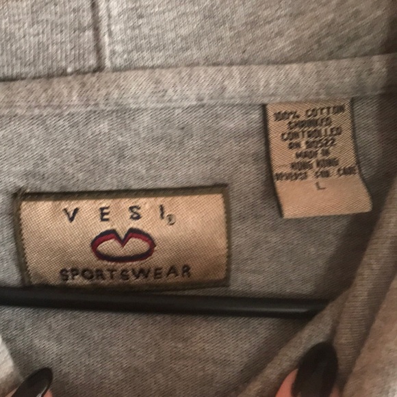 Vintage IU Hoodie - Picture 3 of 4